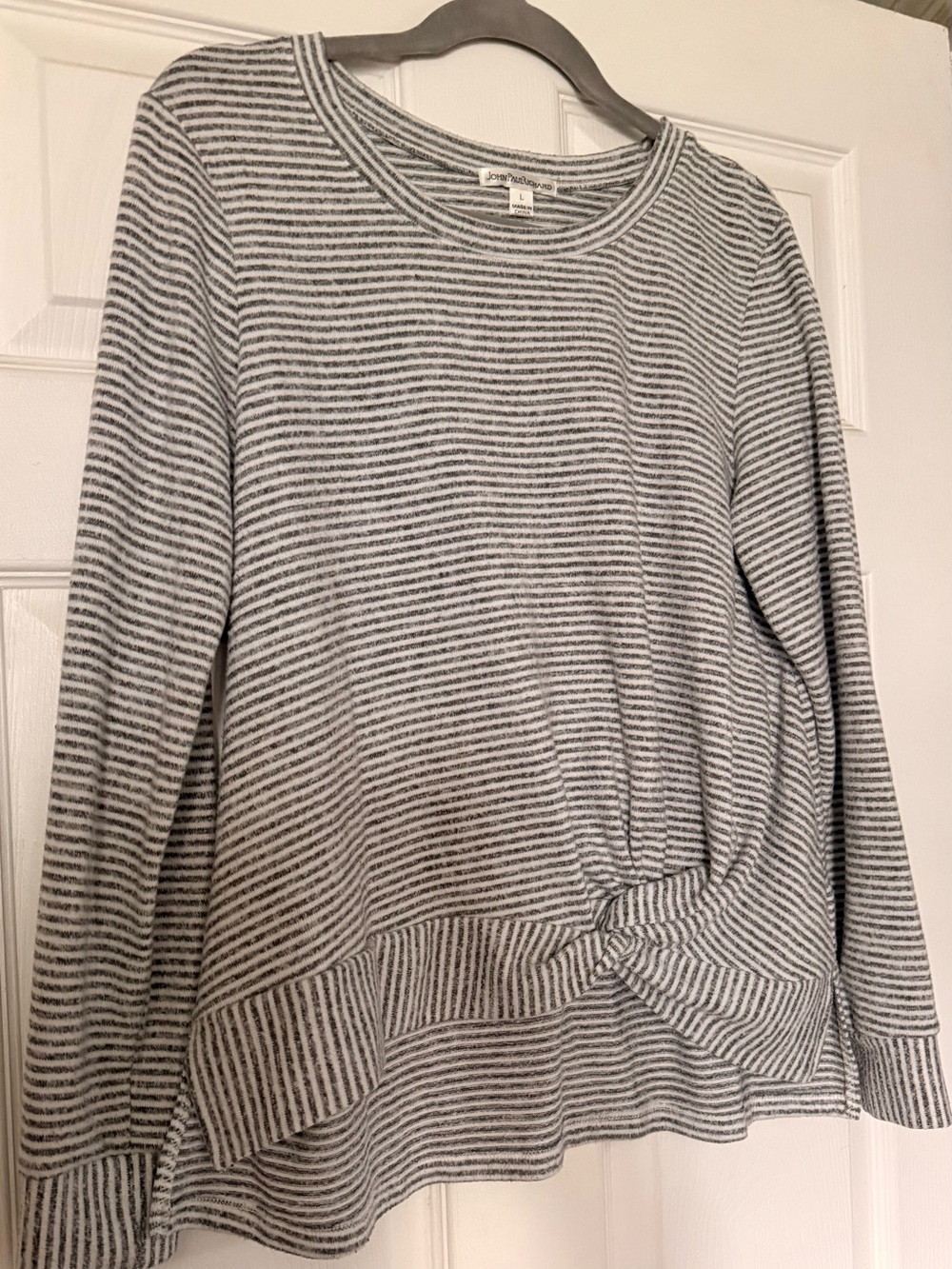 JohnPaulRichard Gray and White Striped Knot-Front Long Sleeve Top